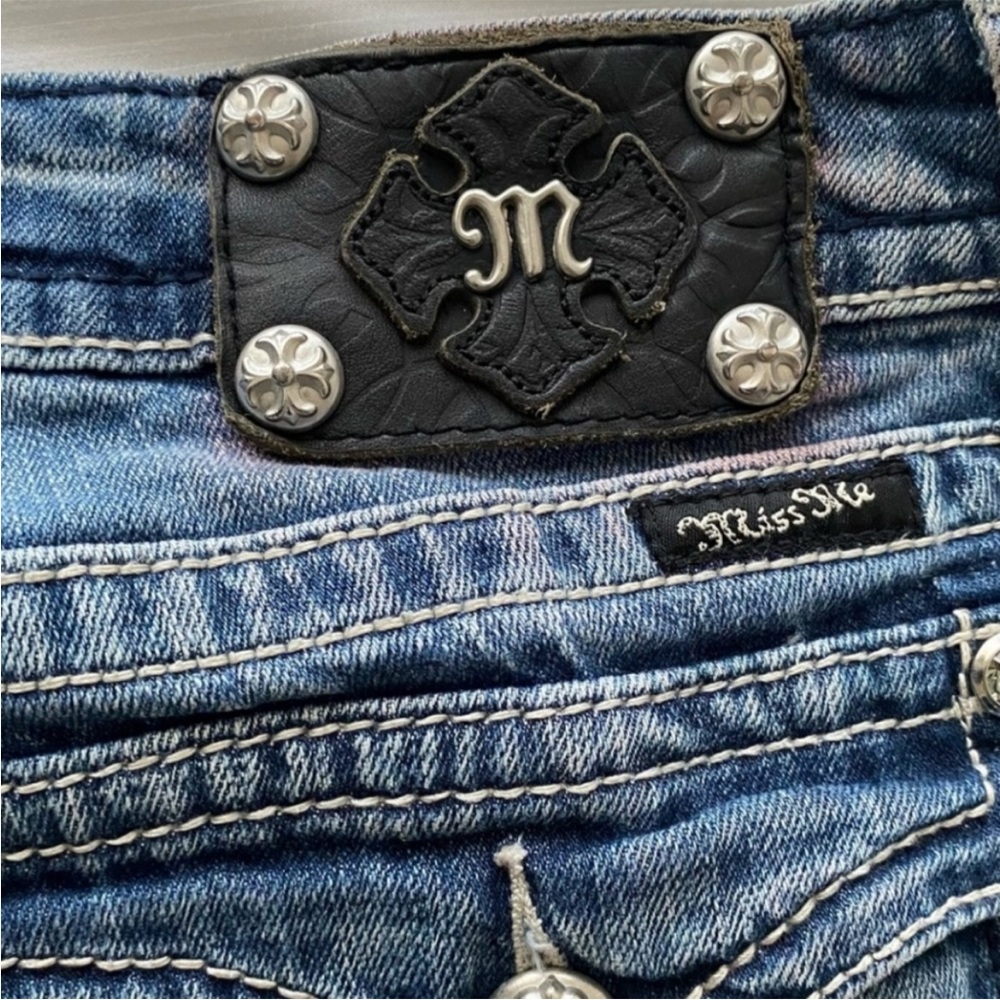 Authentic Y2K miss me jeans . They are super cute and trendy.